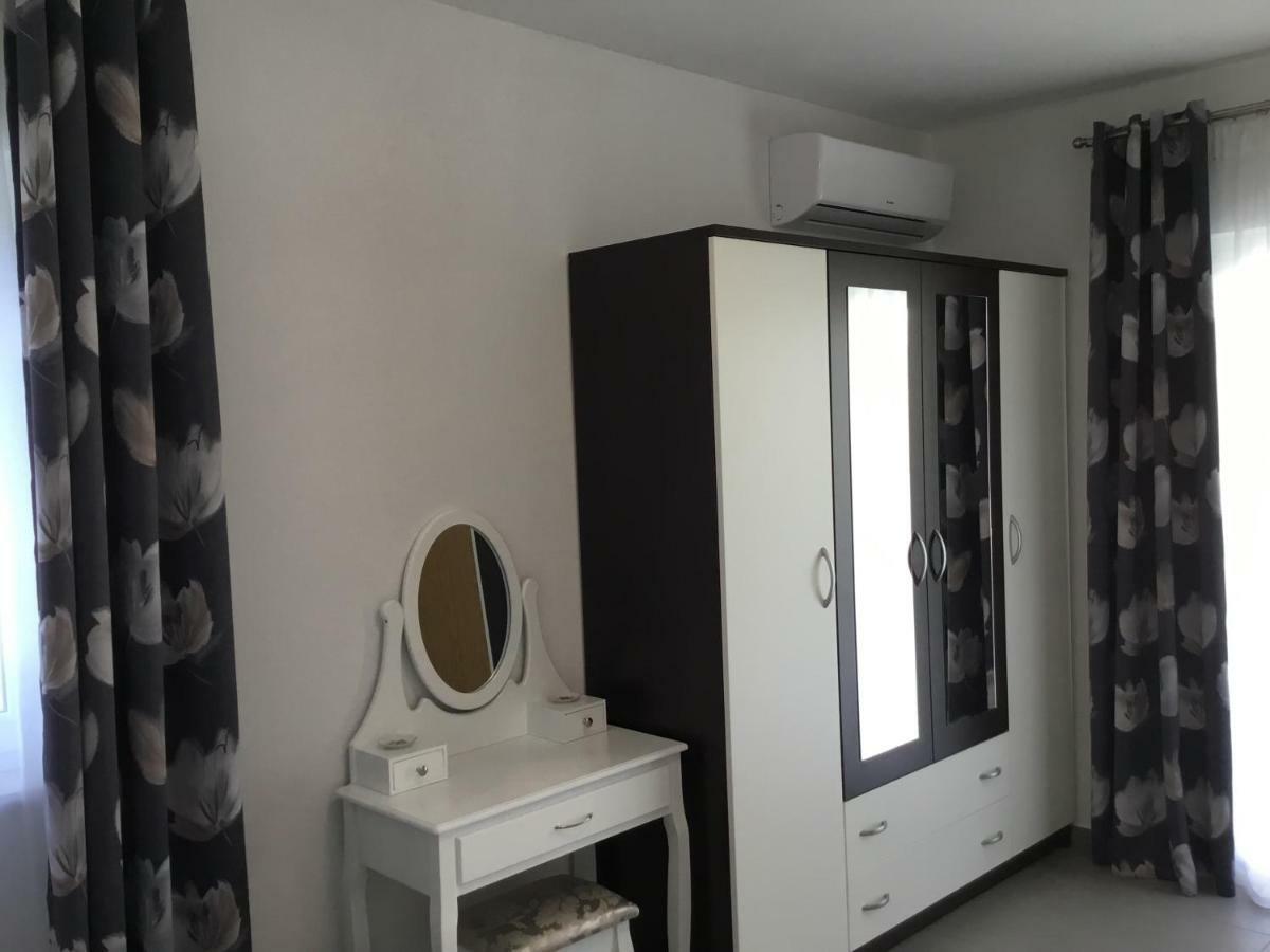 Apartments Villa Sophia Трогір Екстер'єр фото